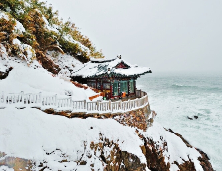 洛山寺海邊寺廟.jpg